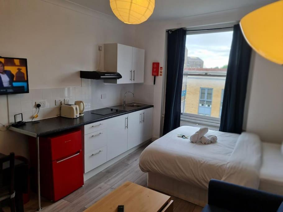 Chic & Modern In Caledonian Rd * Londen