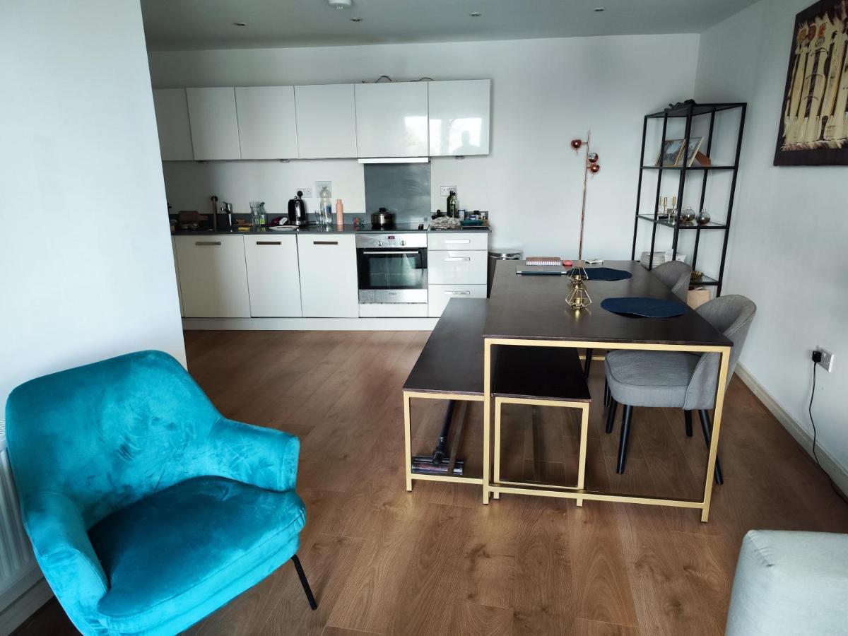 Lägenhet Cosy And Spacious In Forest Hill