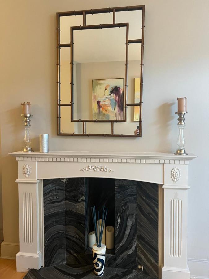 Apartment 2 Bedroom Just Off Kings Road *