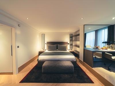 Royal Garden Hotell 5*