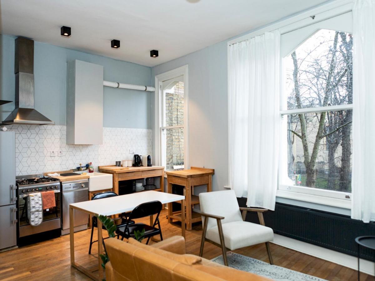 Pass The Keys Modern In Trendy Brixton Apartment