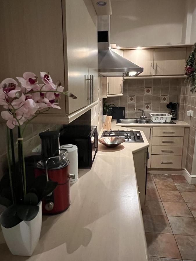Accommodatie bij particulieren Double Bedroom With En-suite Bathroom In Chelsea - Londen