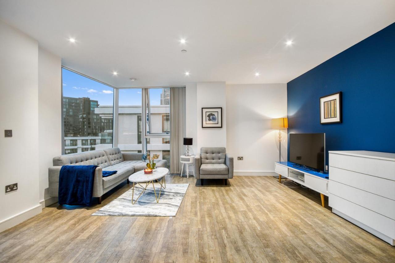 Appartement 2 Bed 2 Bath Next To Nine Elms Station - Zone 1 *