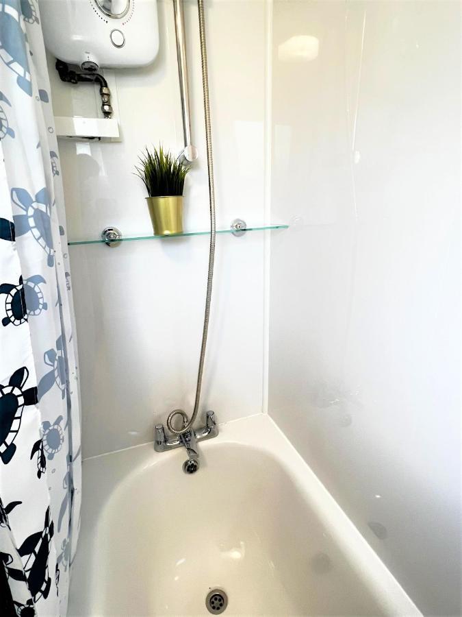 Gasthof Stepney 17 Double Bedrooms