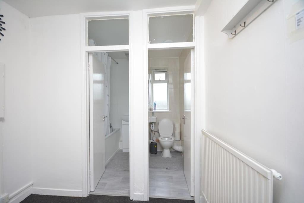 Leilighet Zone2 Classic 3 Bedroom London