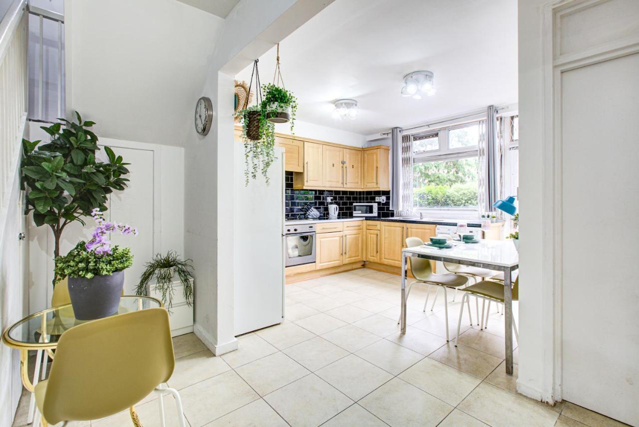 Leilighet Gorgeous House 4 Bedrooms, 5-baths In Central Near Oxford Street London