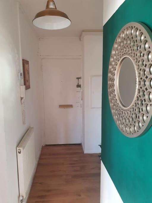 Appartamento Entire Close To Londra