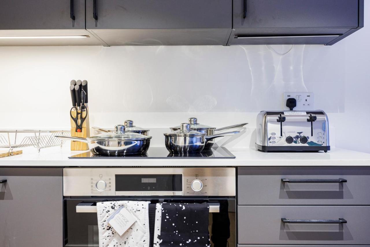 Luxury Spacious 2 Bed Apartment, - Sk Leilighet London