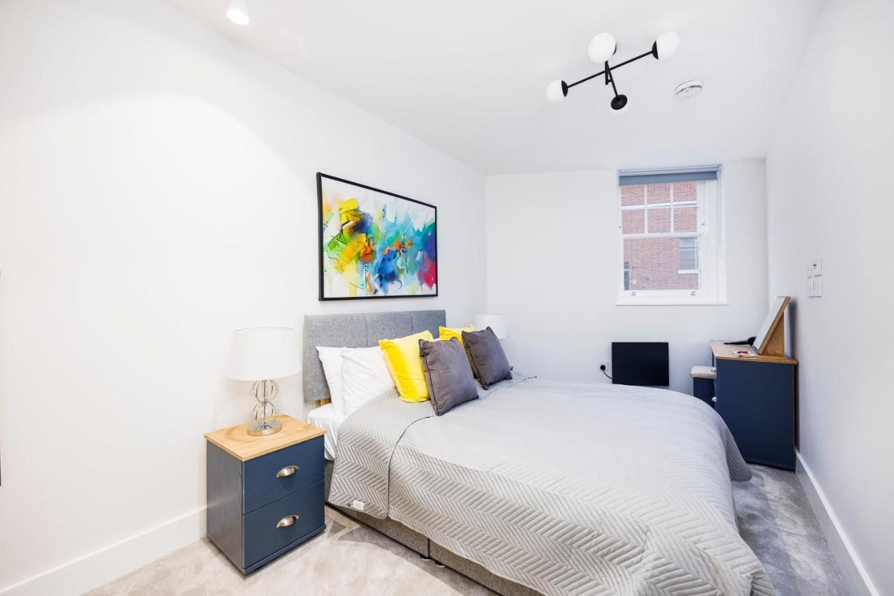 Luxury Spacious 2 Bed Apartment, - Sk Leilighet London