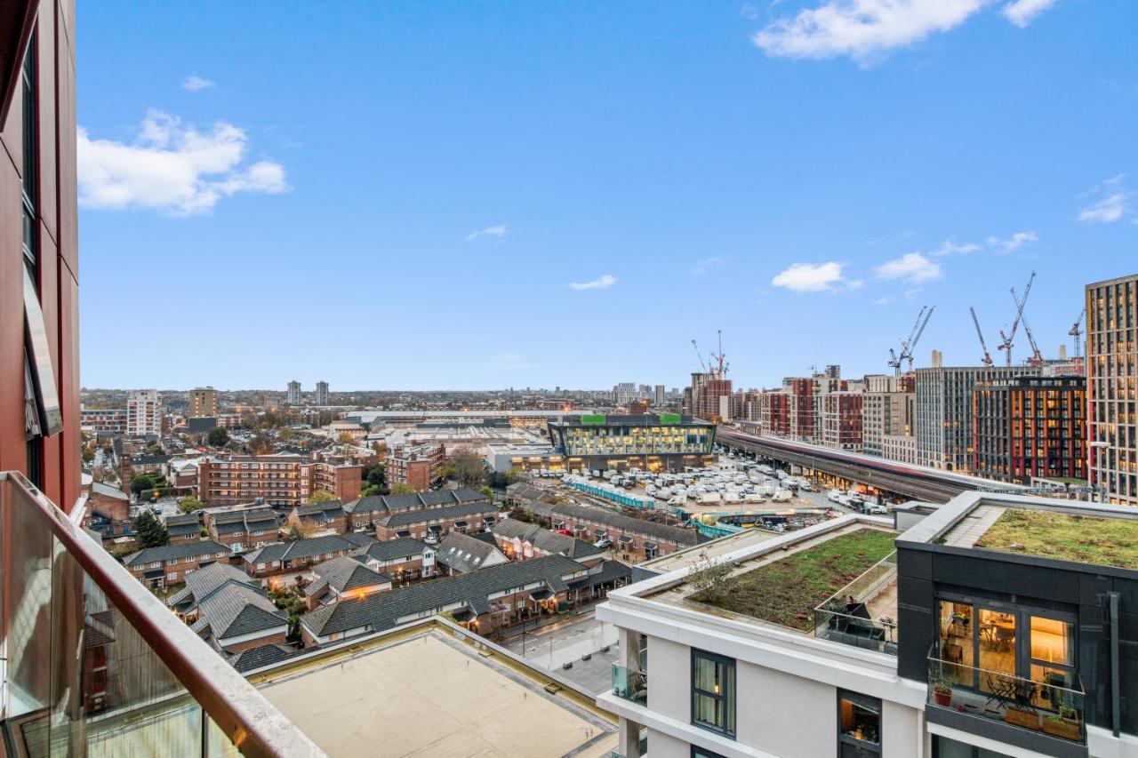 2 Bed 2 Bath Next To Nine Elms Station - Zone 1 Apartment