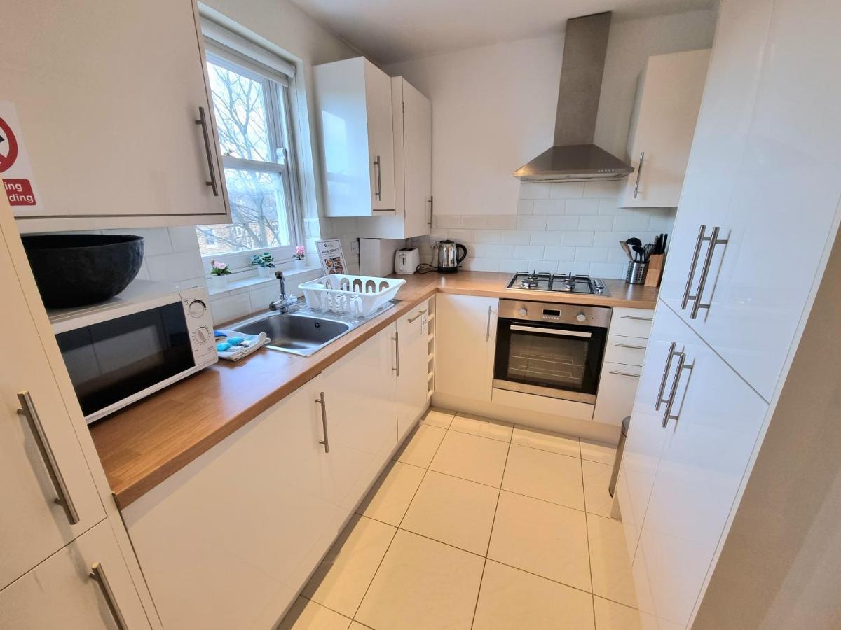 Oxford Gardens Apartment London