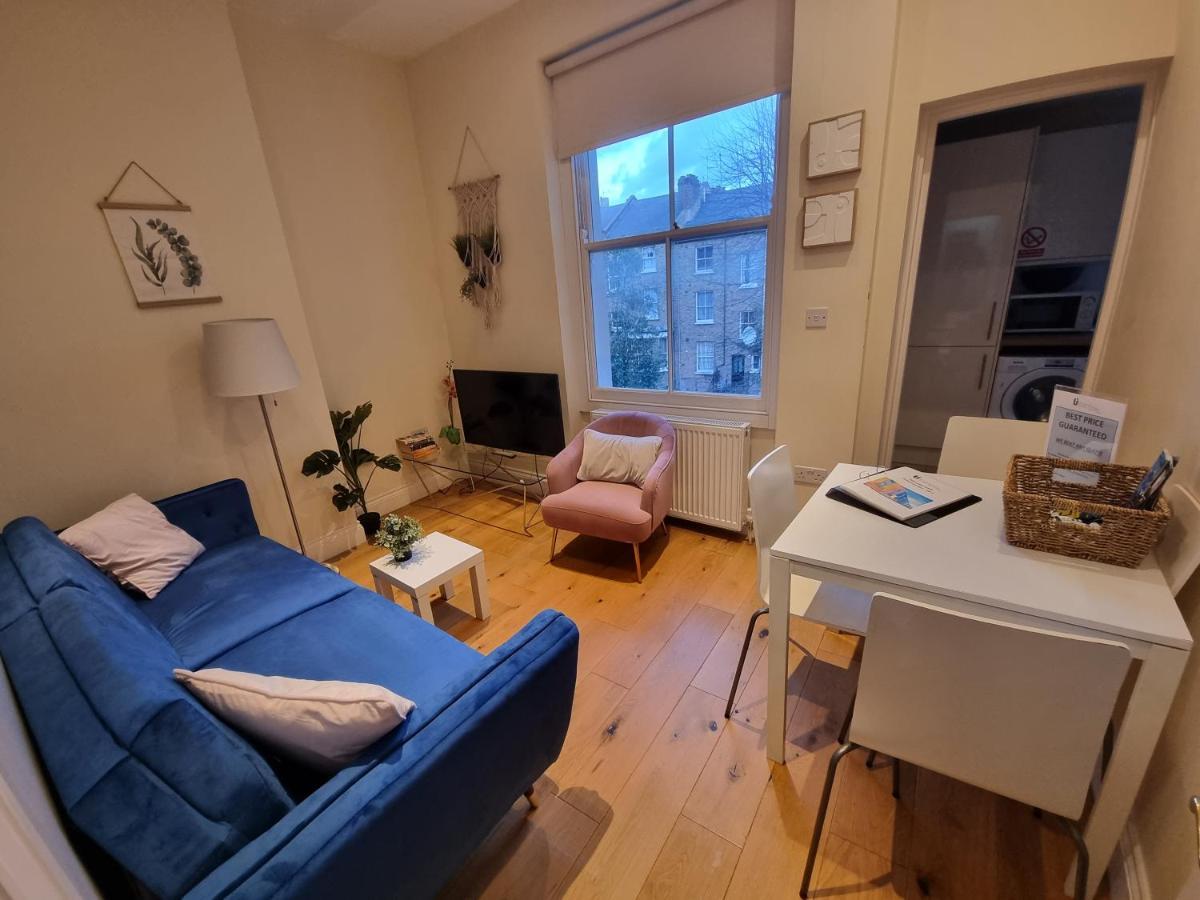 Oxford Gardens Apartment