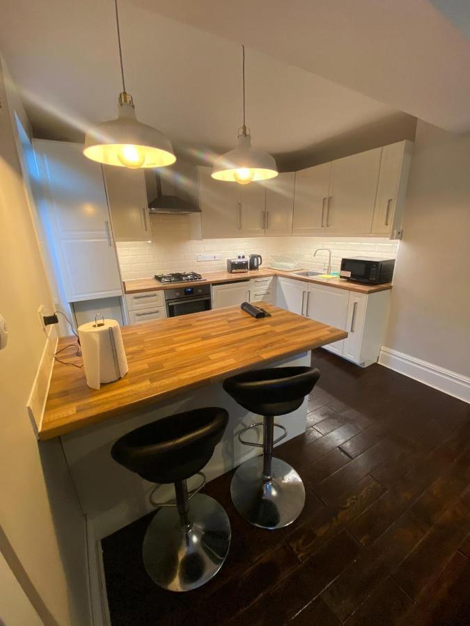 Spacious 2-bed Appartamento Londra