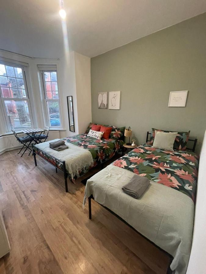 Contemporary Private Near Central * Londen