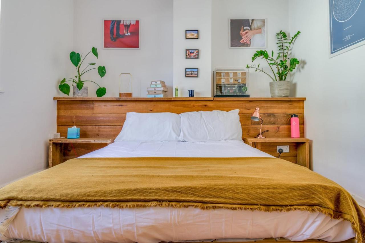 Charming Angel Maisonette * London