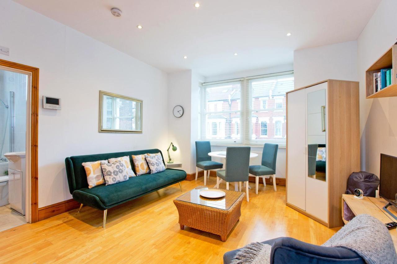 Comfortable Highbury Fields 1 Bedroom - Parking By Request Leilighet *