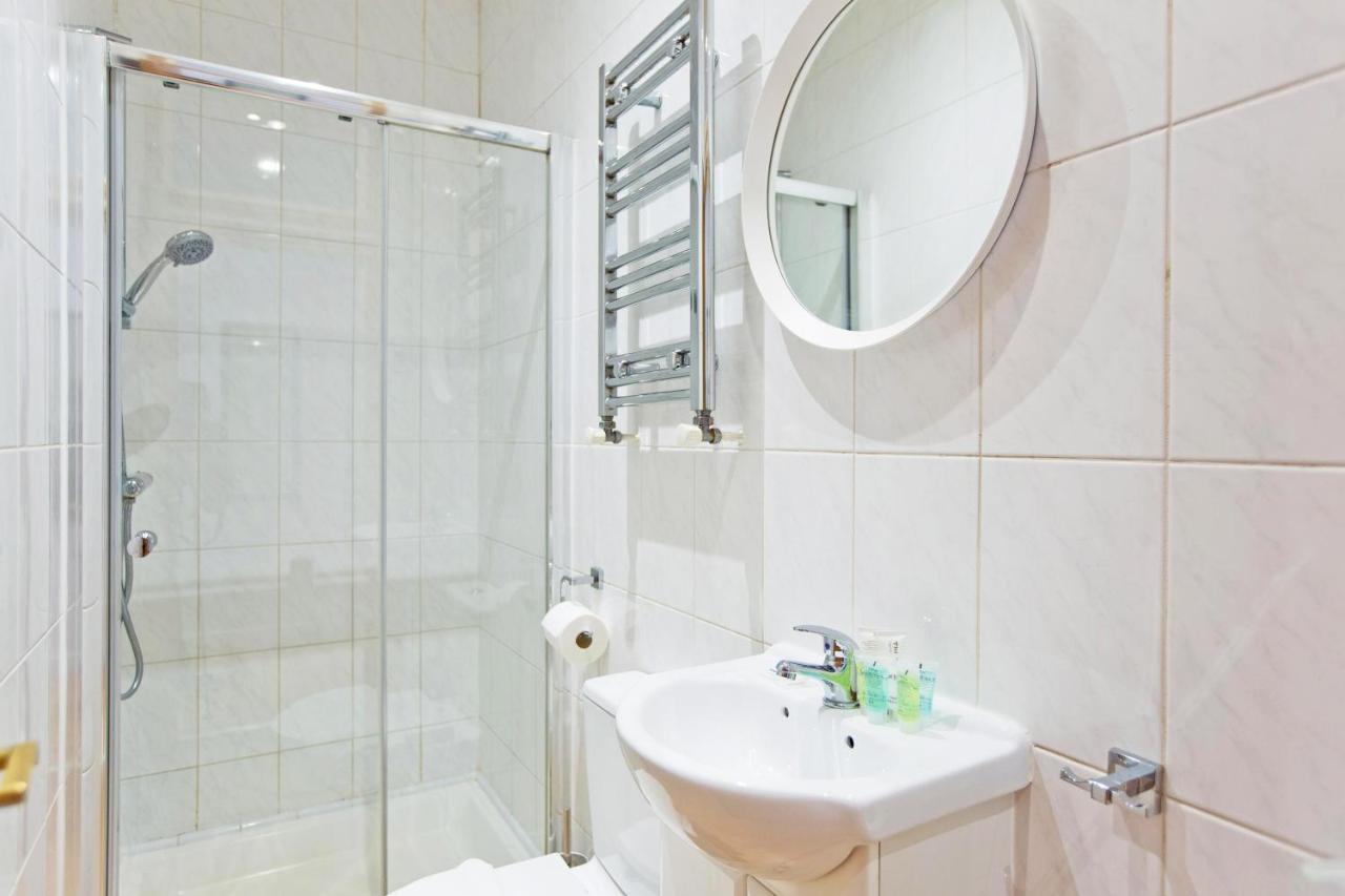 Cosy Highbury Fields One Bedroom Apartment *