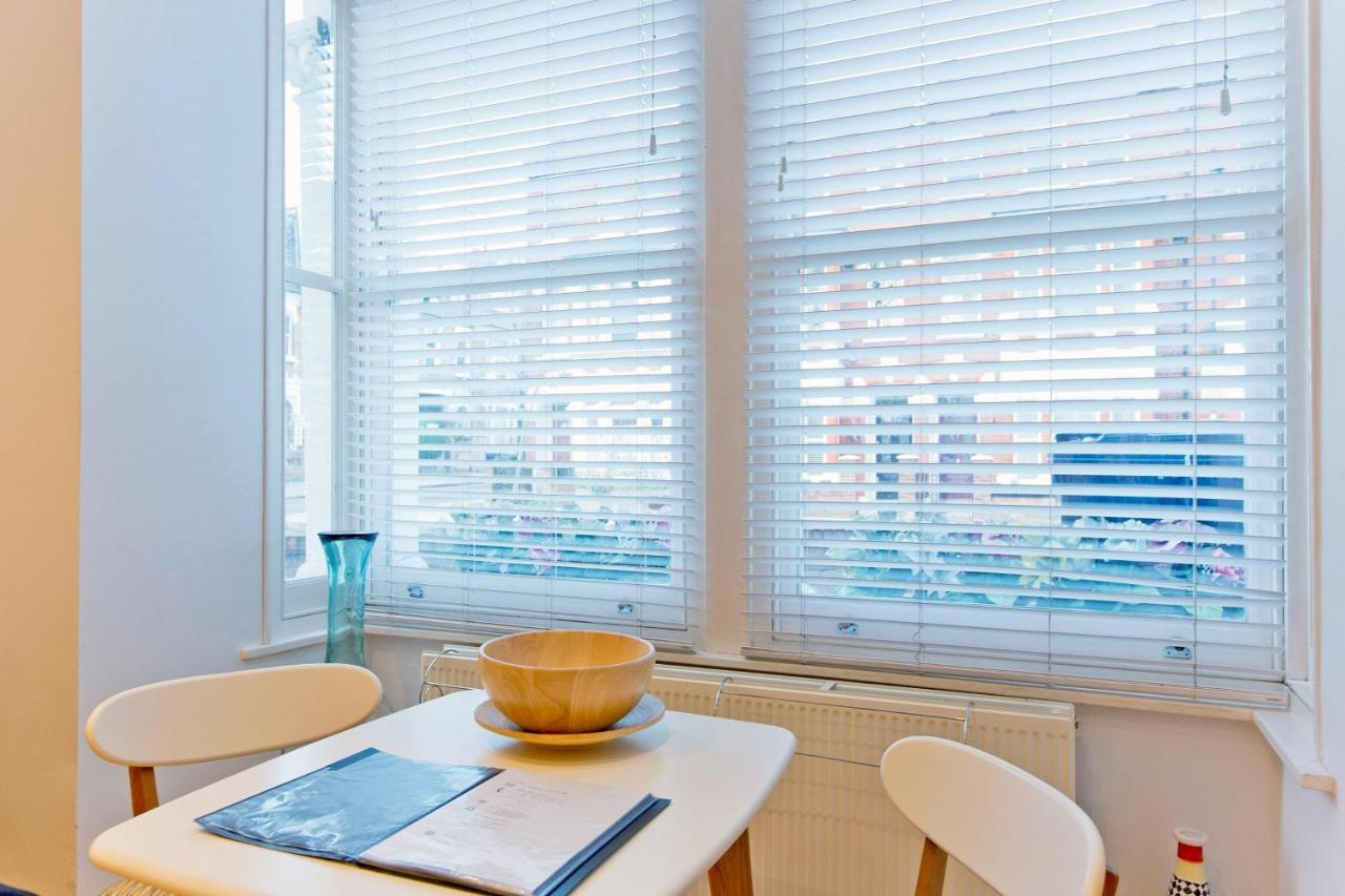 Cosy Highbury Fields One Bedroom *