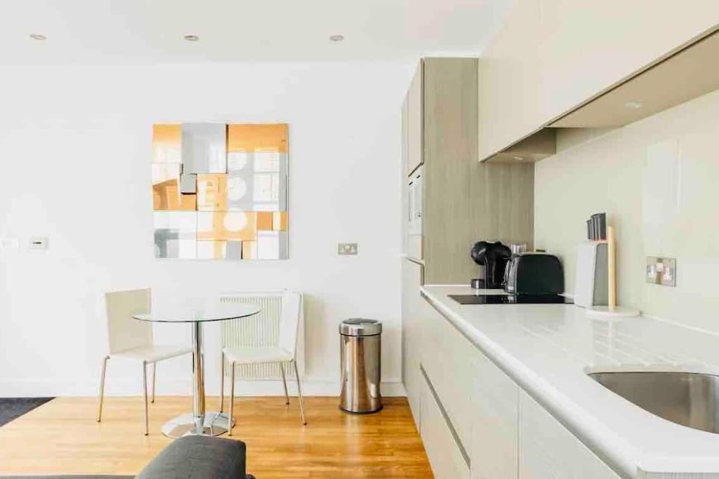 Canary Wharf Luxury Appartamento Londra