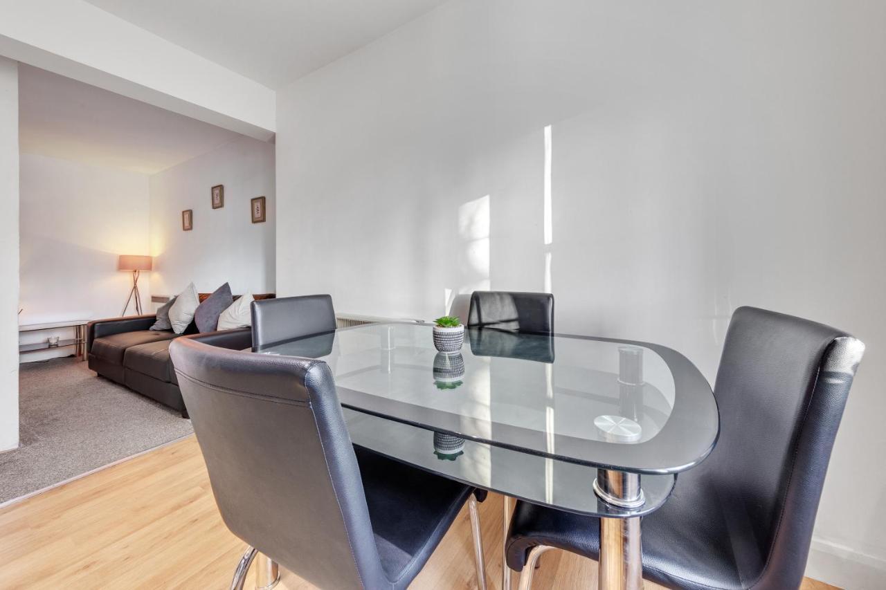 Cozy 1 Bed, Shepherds Bush Lejlighed *