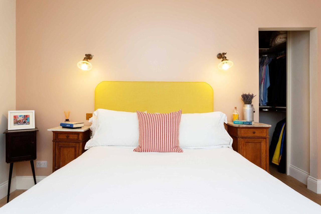 Lejlighed Veeve - Mellow Yellow By Holland Park London