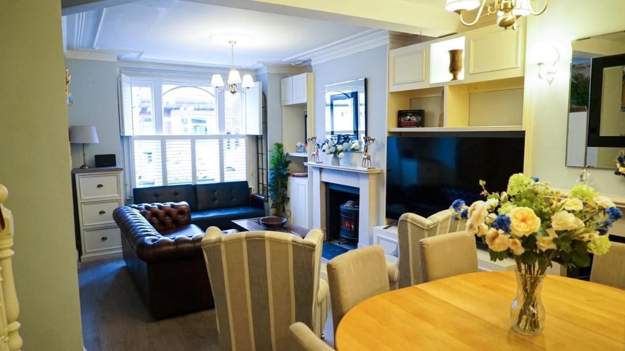 4 Bedroom Hammersmith Fulham Semesterbostad *