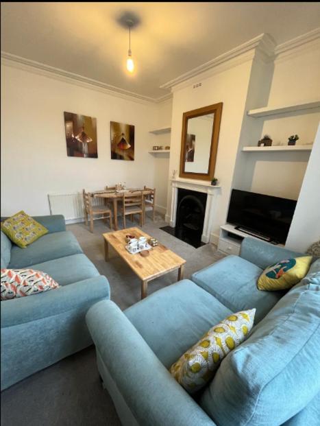 Lägenhet Two Bedroom In London