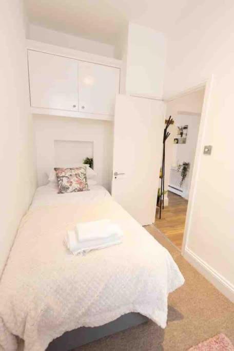 Lovely 2 Bedroom In Chelsea Sw3 *