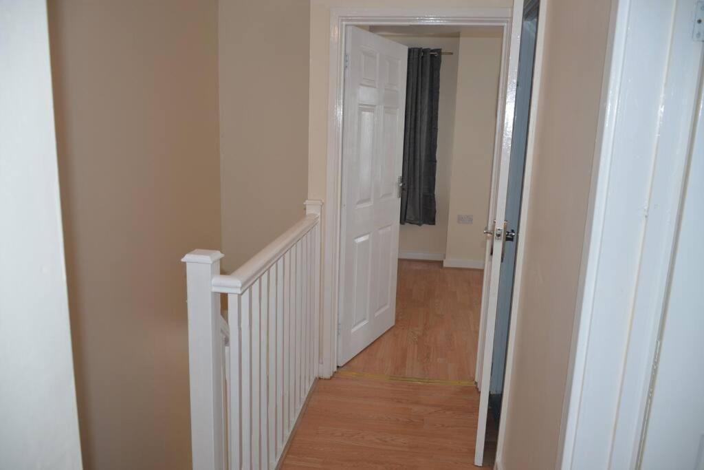 4 Bedroom House *
