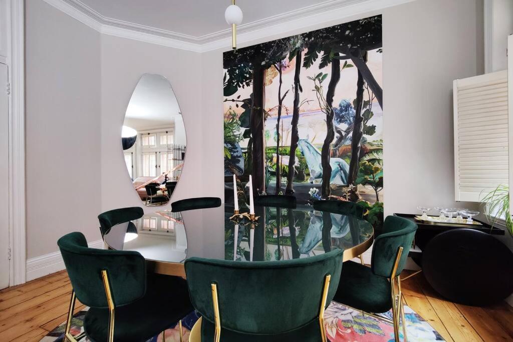 Luxury Artist In Appartement Londres