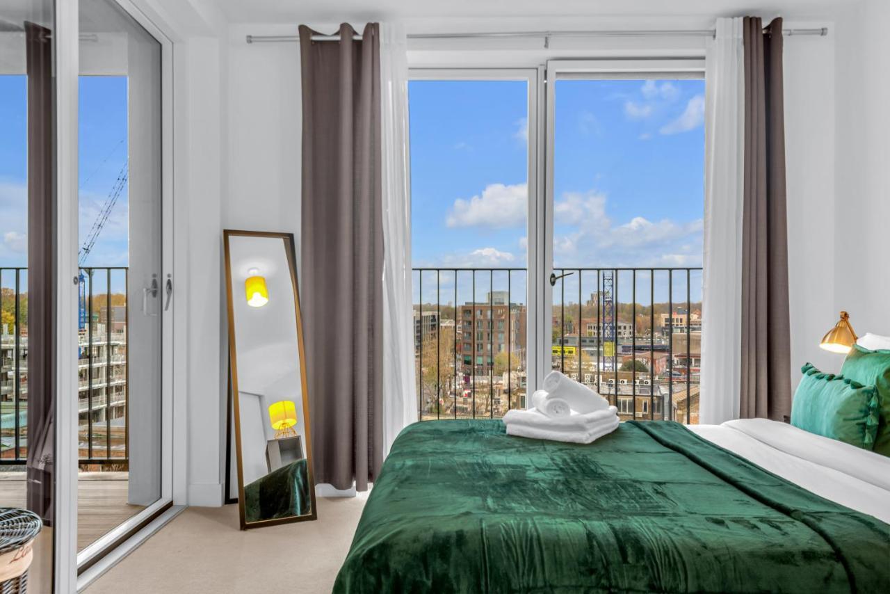 Mysquare Hackney Wick Two Bedroom * London