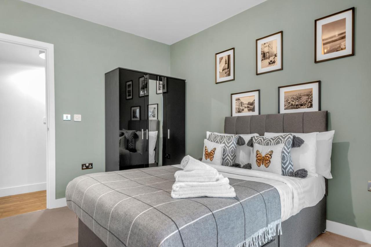 Mysquare Hackney Wick Two Bedroom * London