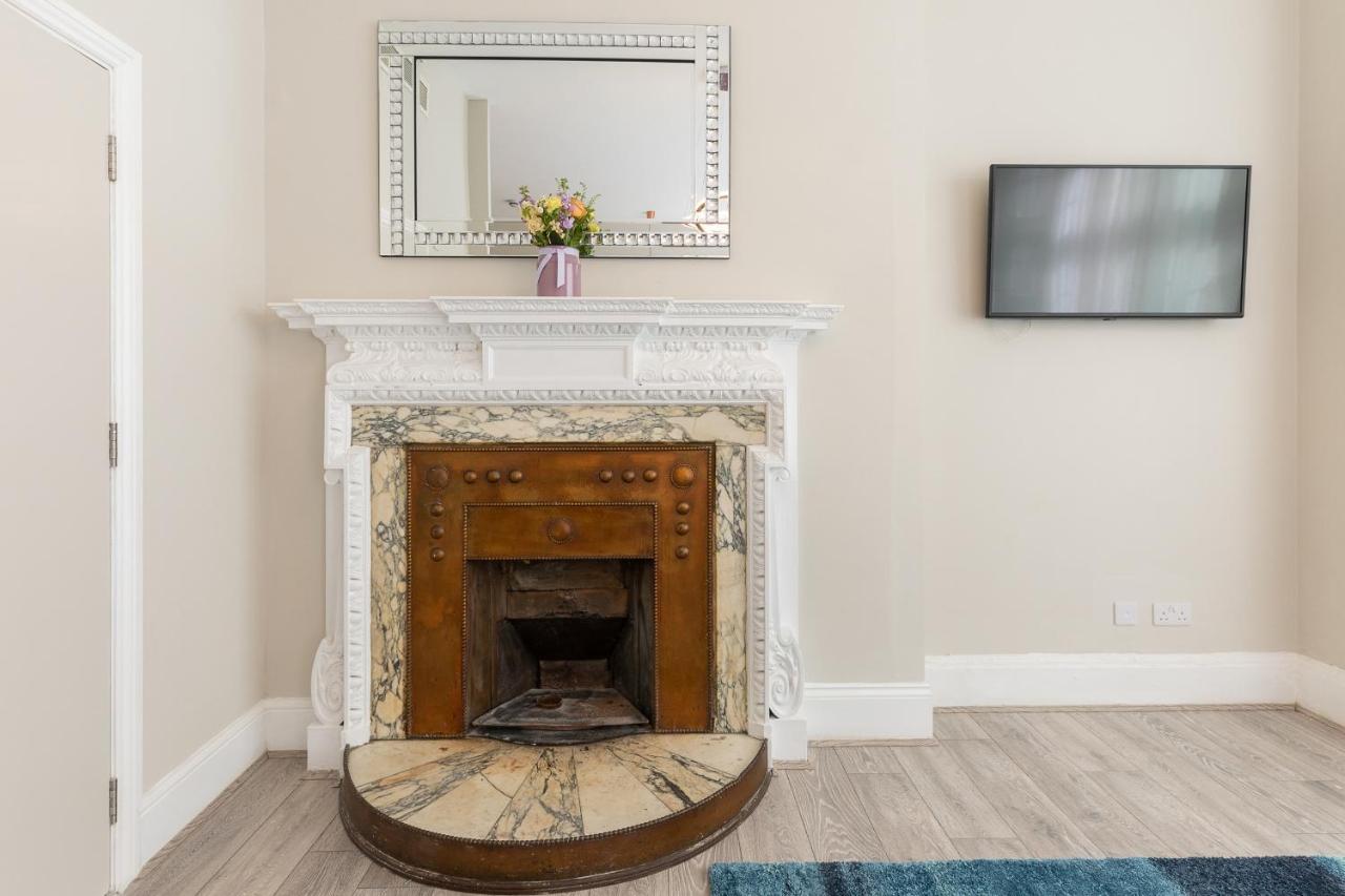 Lejlighed Air Conditioned High St Kensington *