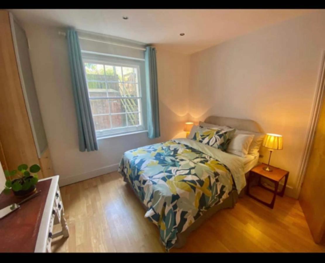 Fab Location 2 Bed Garden Flat Camden Leilighet
