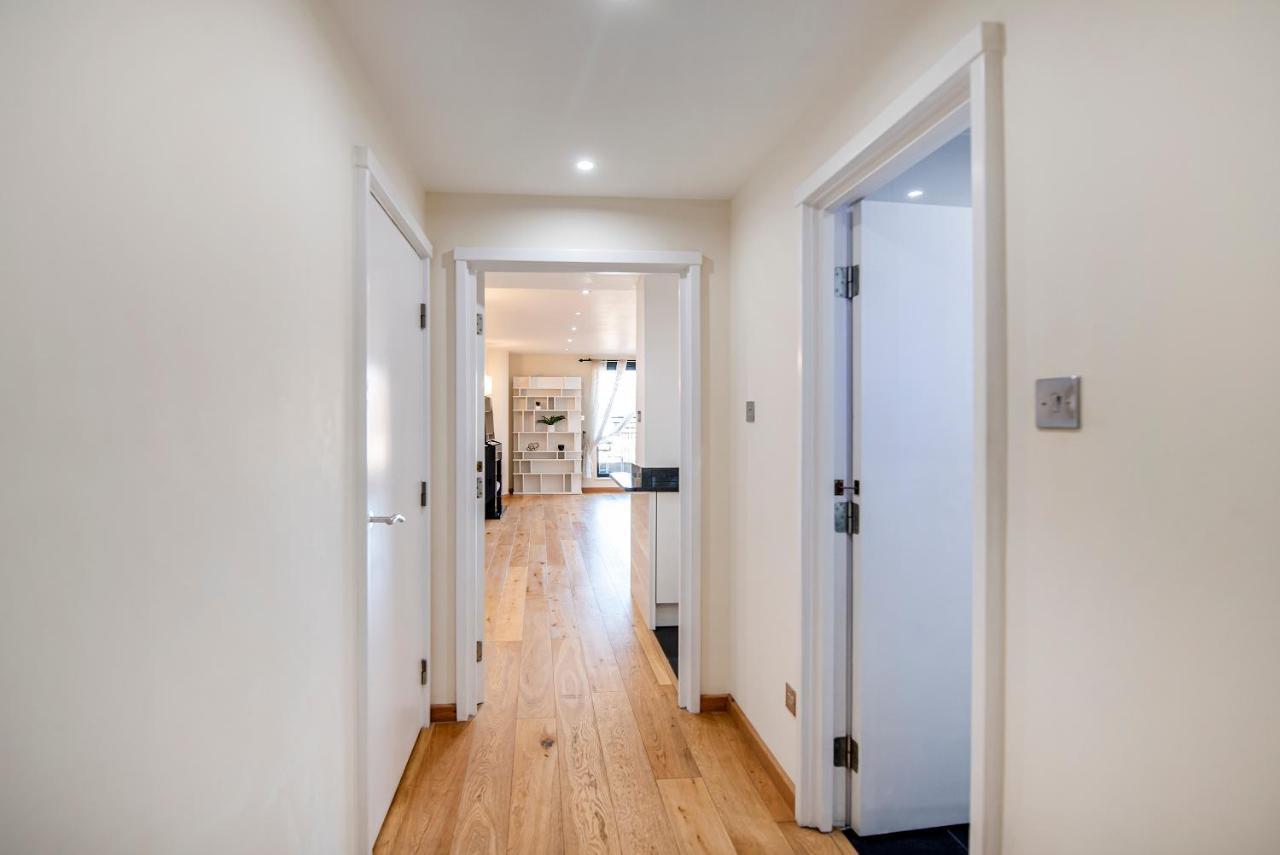 And Spacious 2 Bed Lejlighed London