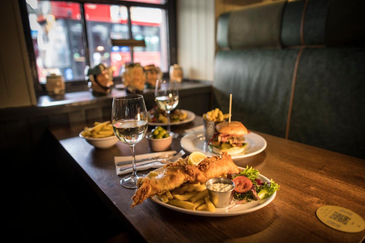 The Pride Of Paddington Hostel London