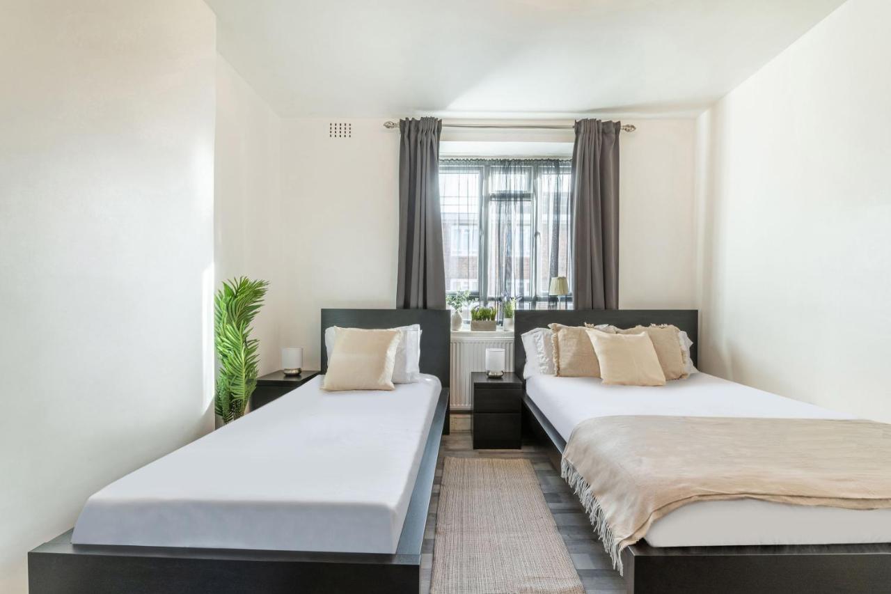 The Darlington - Stylish 1 Bedroom Apartment, 10 Minutes From The Eye Lejlighed *
