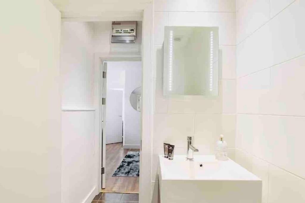 Canary Wharf Luxury Londra