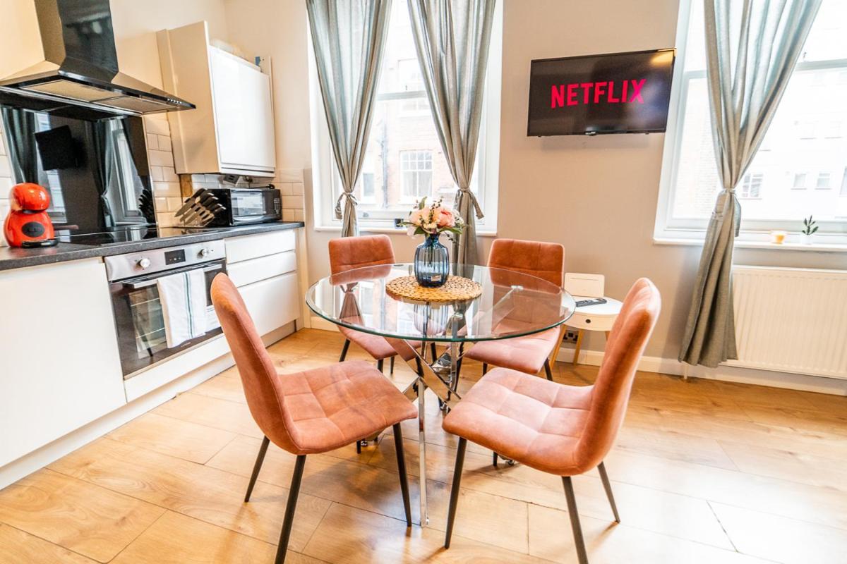 Fitzorva Apartment