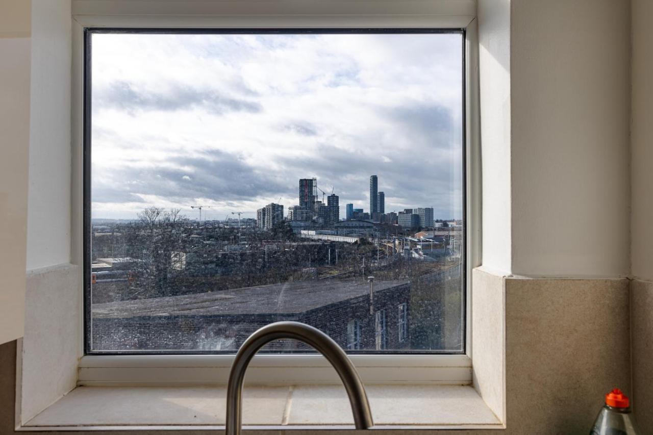Lägenhet Entire Luxurious Flat Sleeps 4 Persons London