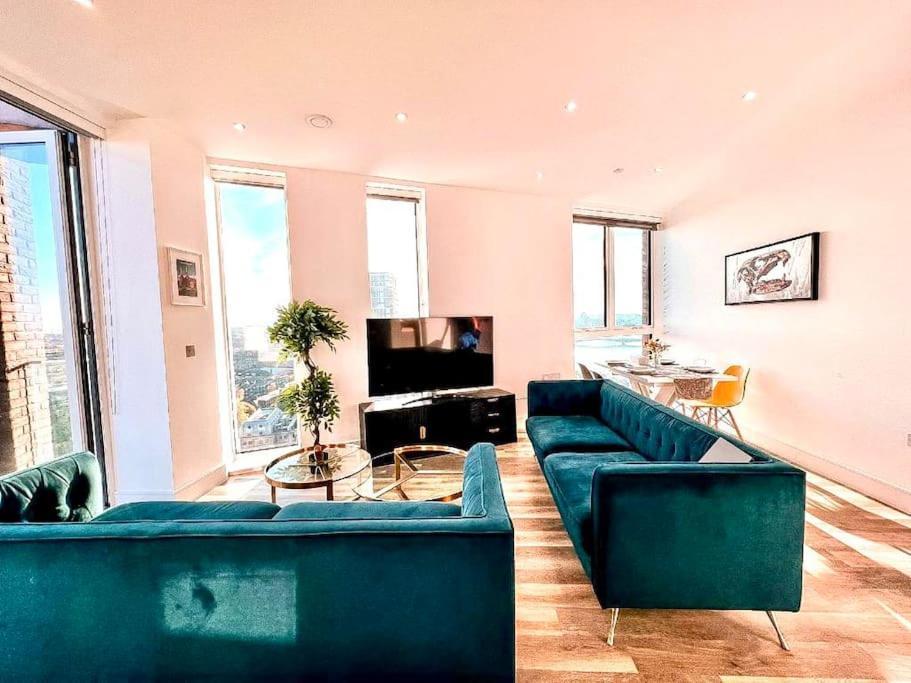 Luxury 2 Bed Penthouse Battersea River/city View Leilighet *