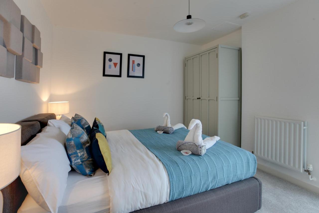 - The Shoreditch, Angel, Old Street Londres