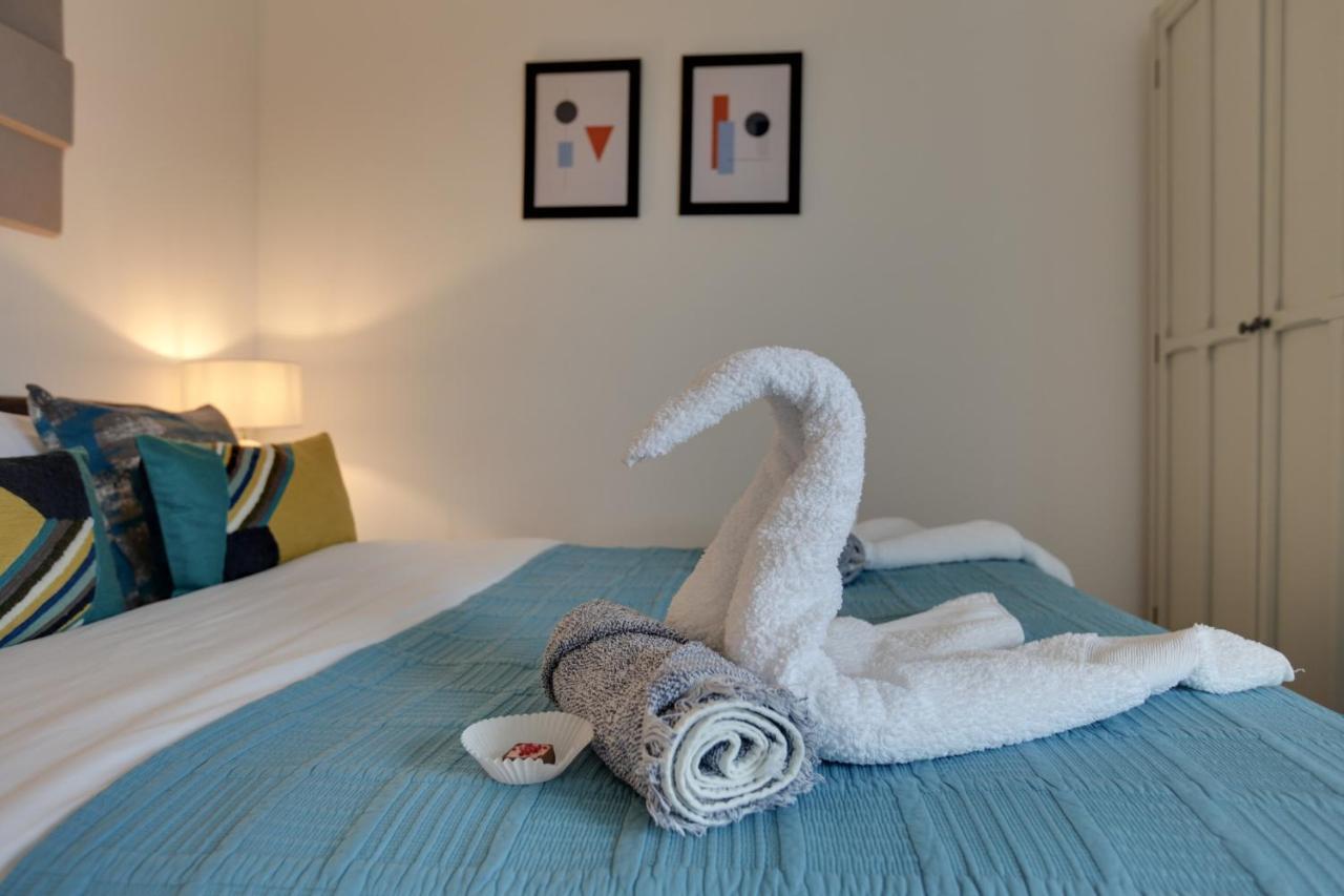 - The Shoreditch, Angel, Old Street * Londres