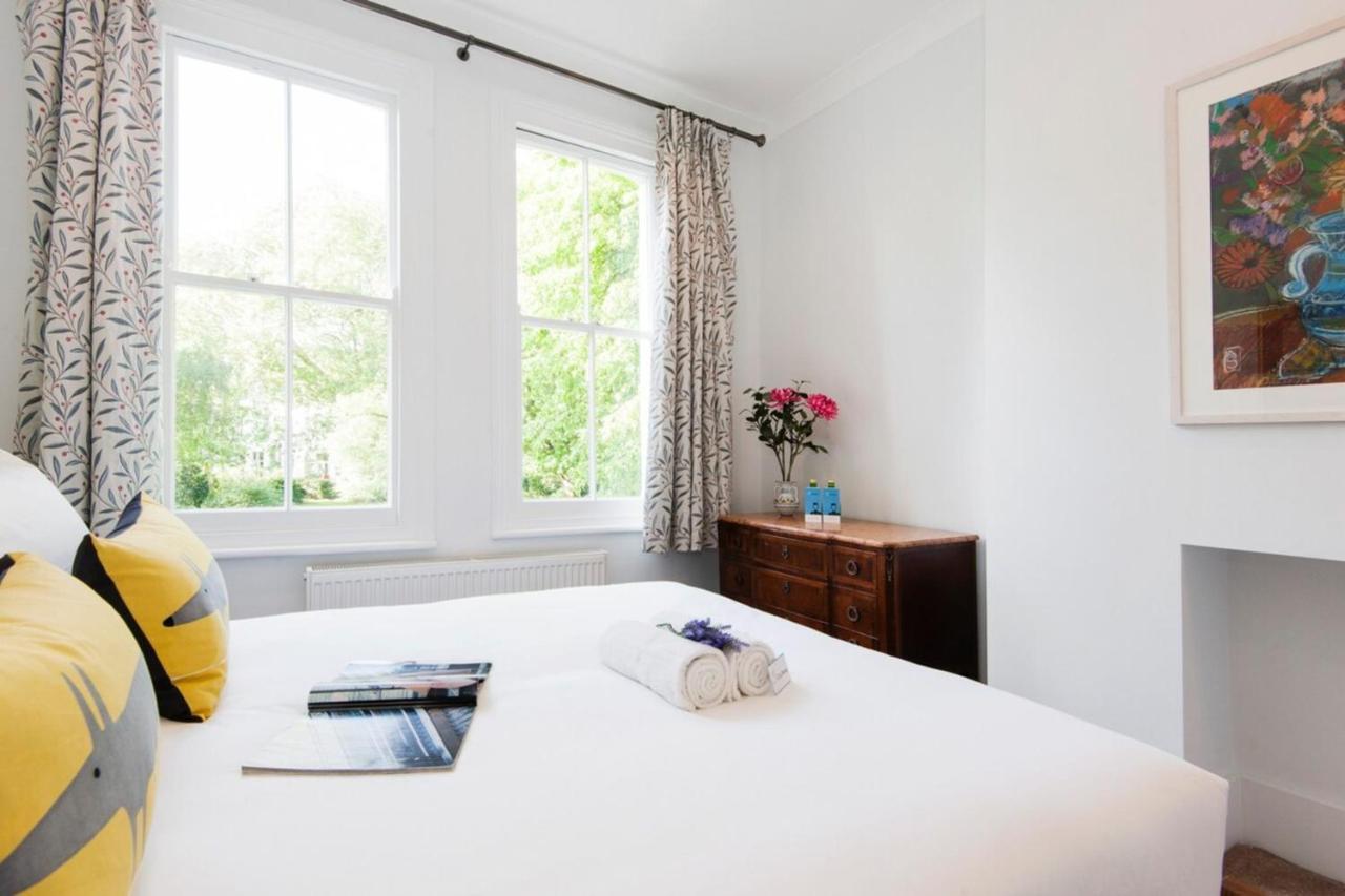 The Stunning Philbeach Garden Appartement