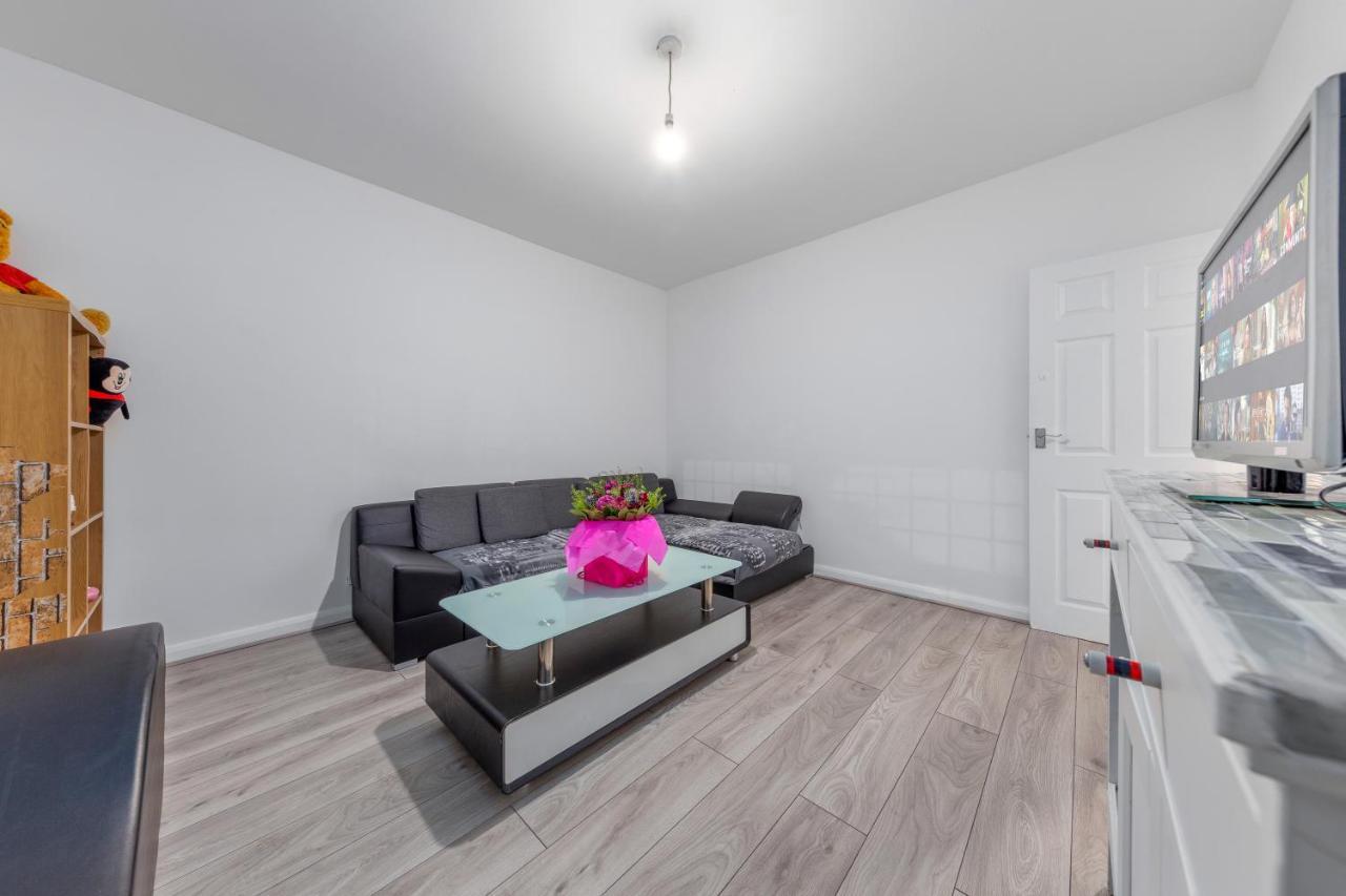 Apartment Spacious And Stylish - East Acton *