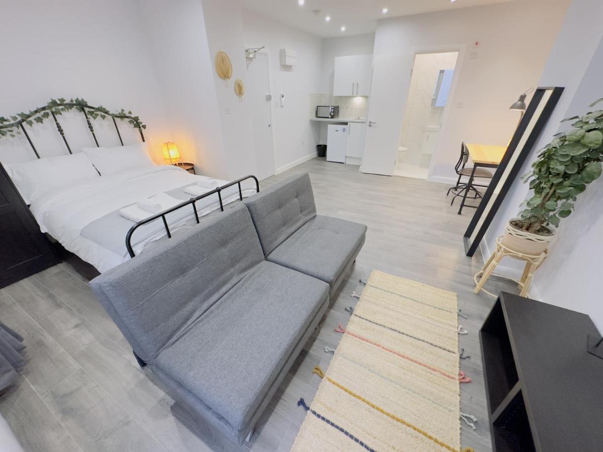 Hackney By Sleepy Apartment *