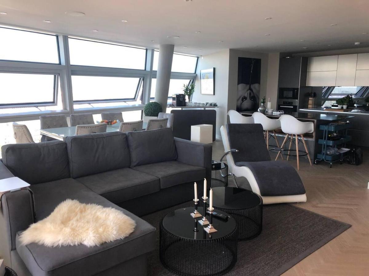 Charming 2-bed In Apartment London