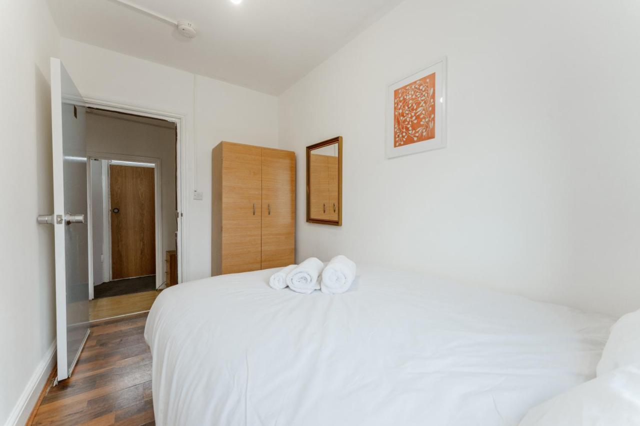 Pensionat Upton Park Bedrooms 25 Min To