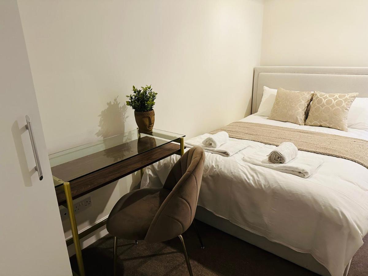 Apartment The Wimbledon Haven - Free Parking