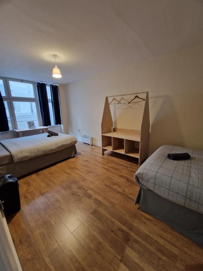 Rum i privatbostad Affordable In Shared Flat, Bridge *